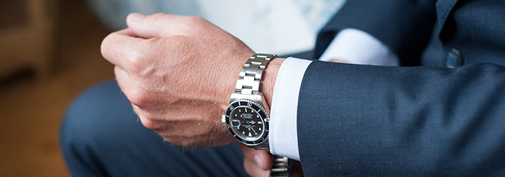 Image: https://cdn1.worthy.com/cms/files/files/000/000/012/original/Sell_watches2.jpg Sell a Watch